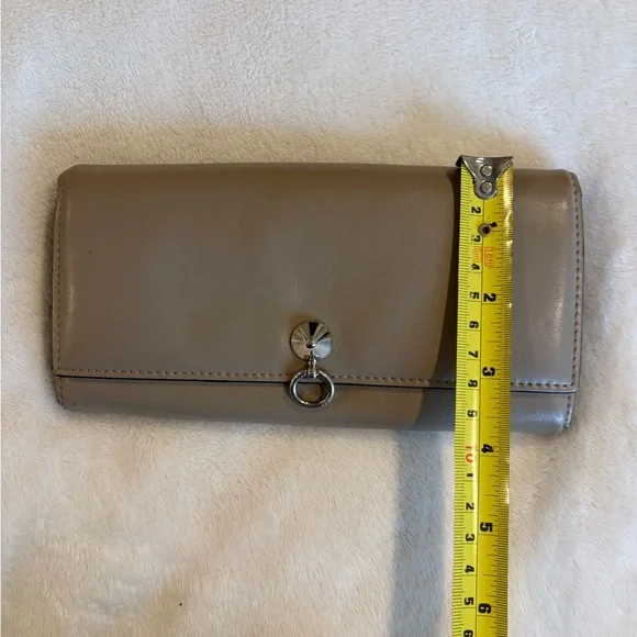 Fendi Taupe Leather Wallet - Picture 4 of 12